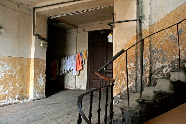 20357237-5.jpeg Frumusetea revine pe Lipscani? | Andrei Birsan