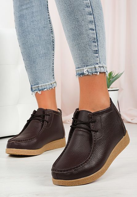 Ghete dama piele Livadia Maro