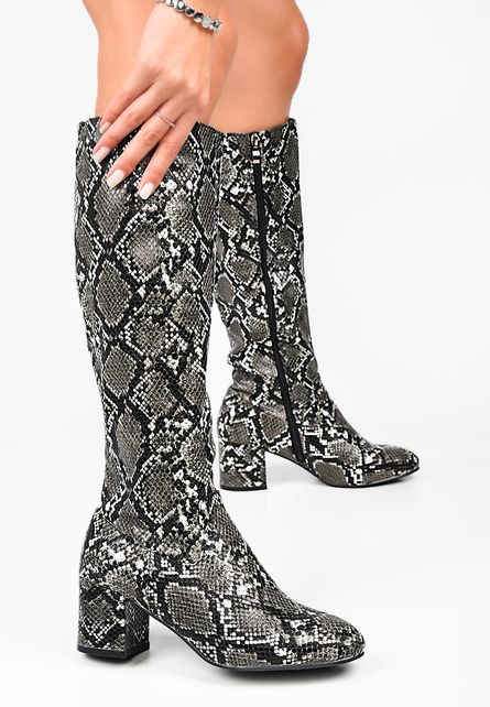Cizme_cu_toc_Claudie_Negre1.jpg Cizme cu toc Claudie Negre
