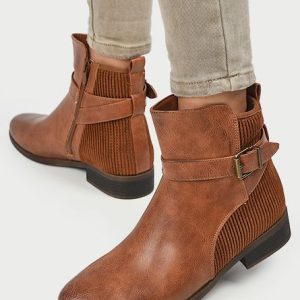 Ghete_dama_Arles_Camel-1.jpg Ghete dama Arles Camel