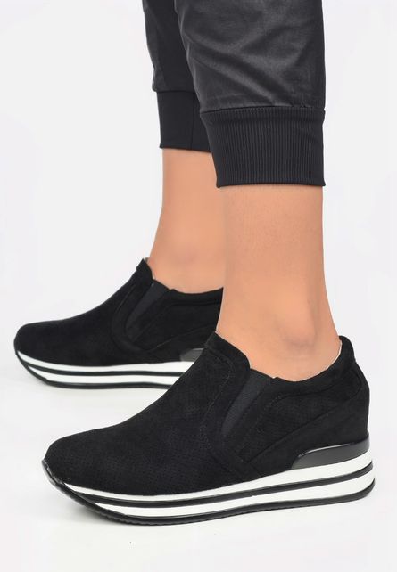 Sneakers-cu-platforma-Nesia-Negri-2021.jpg Sneakers cu platforma Nesia Negri
