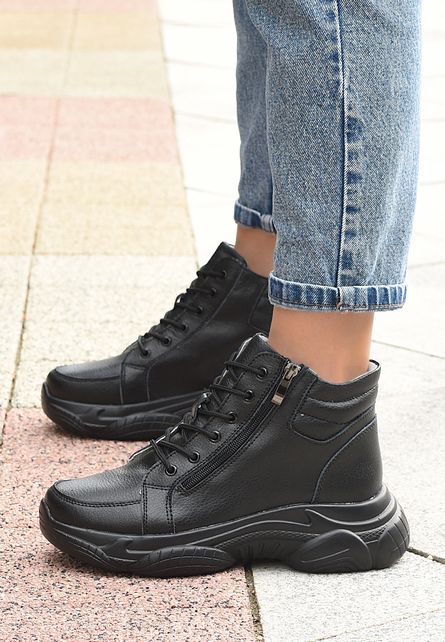 Sneakers_High-Top_Velocity_Negri-2.jpg Sneakers High-Top Velocity Negri