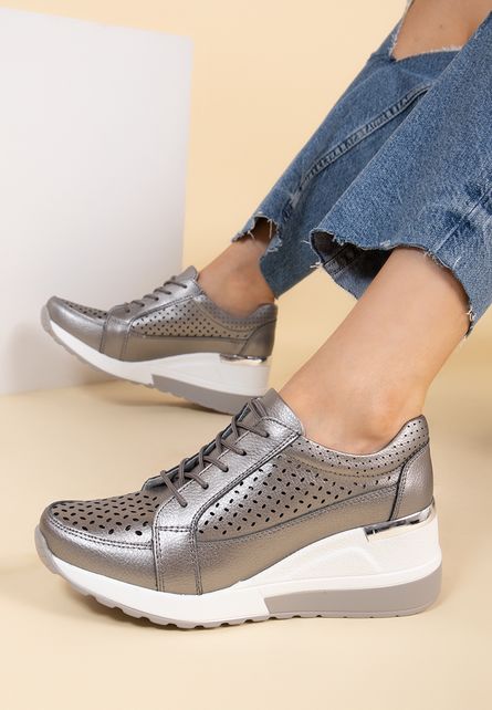 Sneakers_cu_platforma_Alexia_Gri1.jpg Sneakers cu platforma Alexia Gri