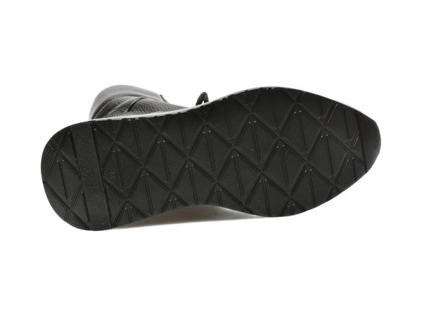 Ghete MOLLY BESSA negre, 1, din piele naturala