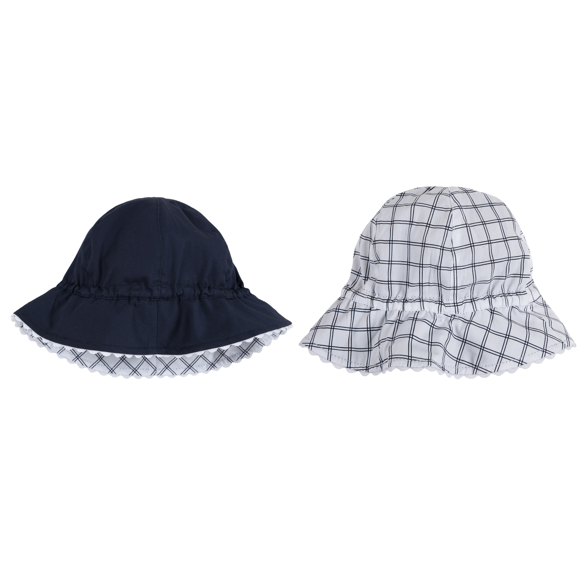 palarie-reversibila-44_24317_1_1550662354.jpg Palarie copii Chicco, reversibila, alb cu bleumarin, 04445