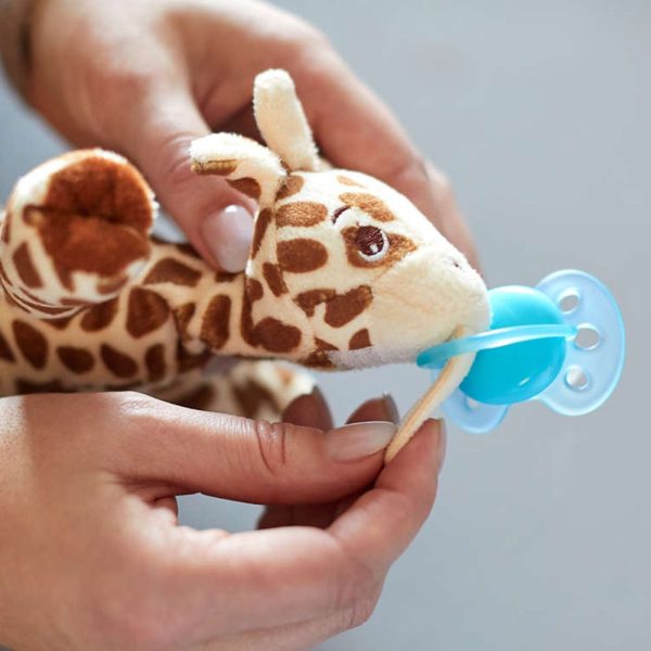 Suzeta cu jucarie Avent Ultra Soft 0-6 luni giraffe