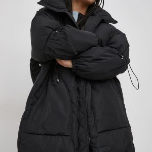 AW21-KUD1NR_99X_F1.jpg Sixth June Geacă femei, culoarea negru, de iarnă, oversize