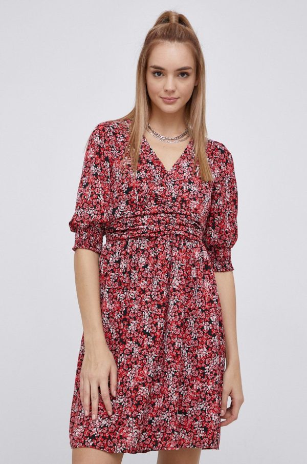 Vero Moda Rochie culoarea rosu, mini, evazata
