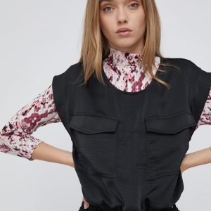 AW21-TSD12F_99X_F1.jpg Dkny Bluză culoarea negru