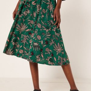 RS22-SDD910_77A_F1.jpg Medicine fusta culoarea verde, midi, evazati
