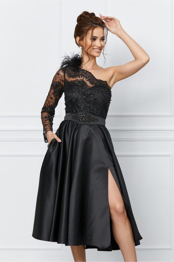 RochieMBGneagracudantelalabust-1033956-832533-4.jpeg Rochie MBG neagra cu dantela la bust