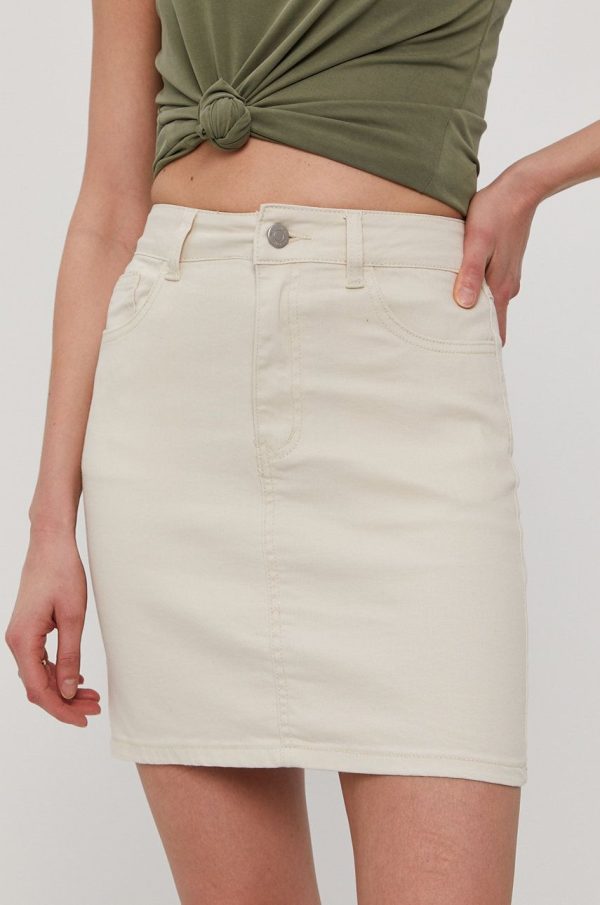SS21-SDD00L_01X_F1.jpg Vila Fustă jeans culoarea crem, mini, model drept
