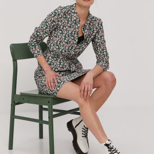 SS21-SUD0MM_08X_F1.jpg Vero Moda Rochie culoarea galben, mini, evazata