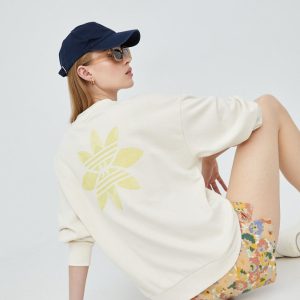 adidas Originals hanorac de bumbac HD2765 femei, culoarea bej, cu imprimeu
