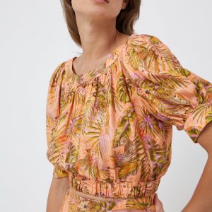 SS22-BUD02L_MLC_F1.jpg Desigual bluza din amestec de in femei, modelator