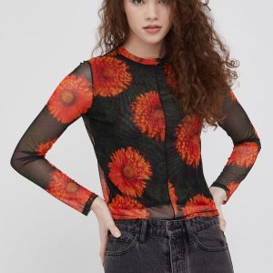 SS22-BUD02P_MLC_F1.jpg Desigual bluza femei, in modele florale