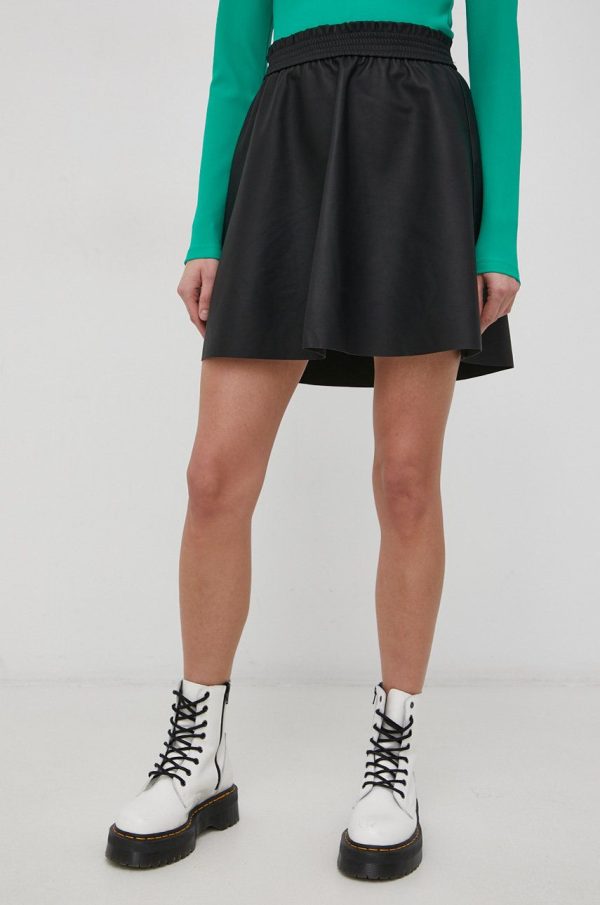 SS22-SDD02E_99X_F1.jpg Only - Fusta