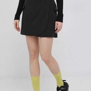 SS22-SDD02K_99X_F1.jpg Only fusta culoarea negru, mini, evazati