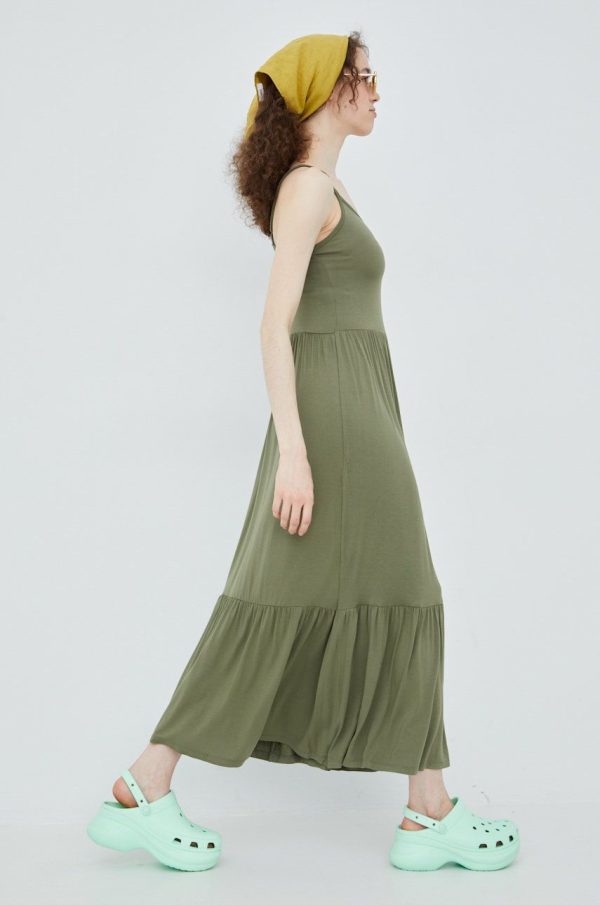 Pieces rochie culoarea verde, maxi, evazati