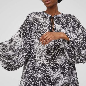 Answear Lab bluza femei, culoarea negru, modelator