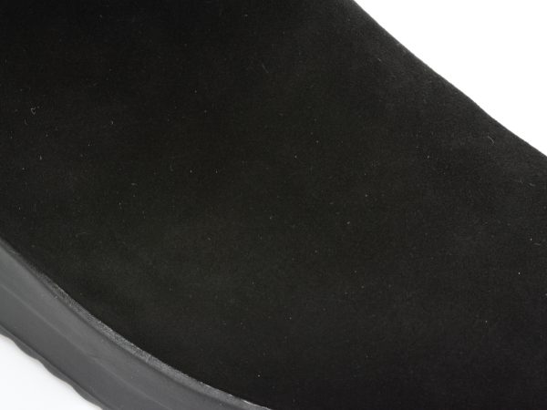ghete_epica_negre_wr03c06_din_piele_intoarsa_k3fi01112dkwr03c06_3.jpg Ghete EPICA negre, WR03C06, din piele intoarsa