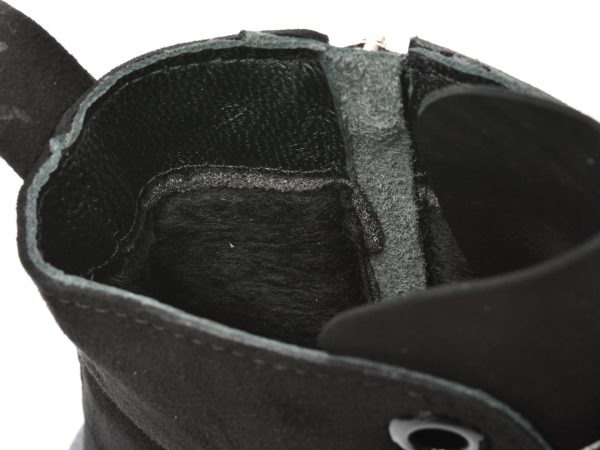 Ghete GRYXX negre, 477410, din piele intoarsa