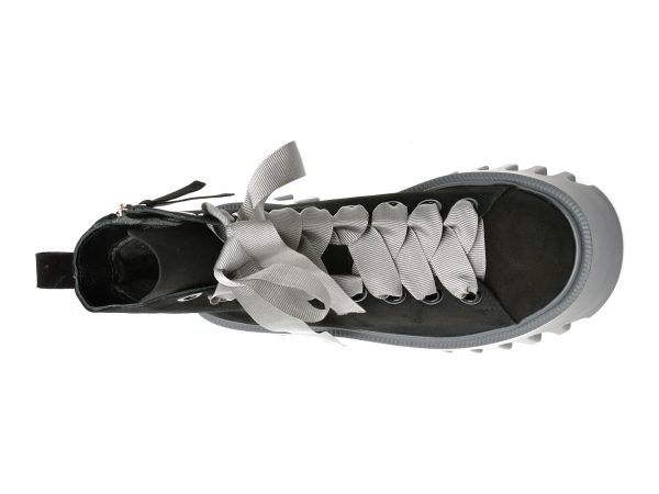 Ghete GRYXX negre, 477410, din piele intoarsa