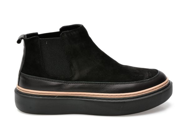 Ghete GRYXX negre, 614106, din piele intoarsa