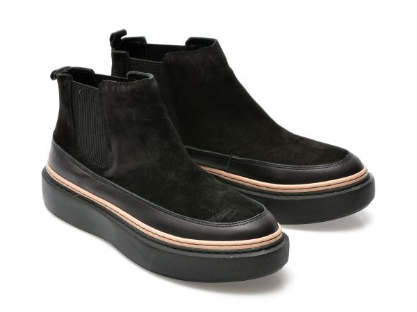 Ghete GRYXX negre, 614106, din piele intoarsa