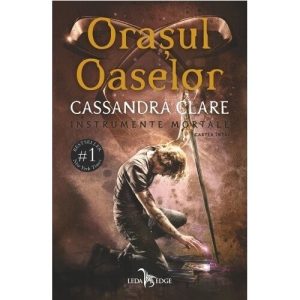 orasul-oaselor-seria-instrumente-mortale-vol-1-35908-4.jpeg Orasul Oaselor. Seria Instrumente Mortale, Vol.1