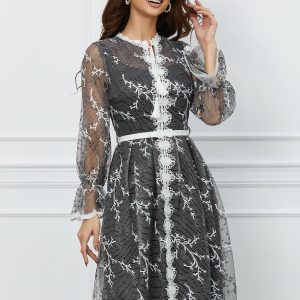 Rochie Amna neagra cu broderie alba