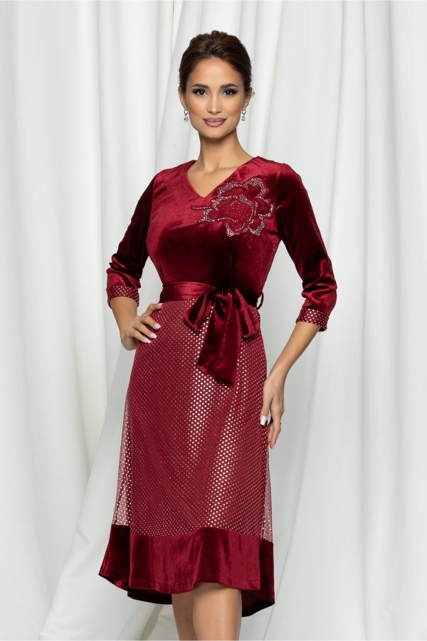rochie-anisia-bordo-din-catifea-si-tulle-cu-buline-952470-761925-4.jpeg Rochie Anisia bordo din catifea si tulle cu buline
