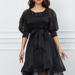 rochie-cleo-neagra-cu-pietricele-si-maneci-scurte-despicate-1027737-829923-4.jpeg Rochie Cleo neagra cu pietricele si maneci scurte despicate