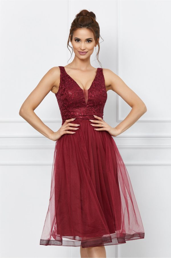 rochie-crina-bordo-din-tulle-cu-broderie-la-bust-1029624-832746-4.jpeg Rochie Crina bordo din tulle cu broderie la bust