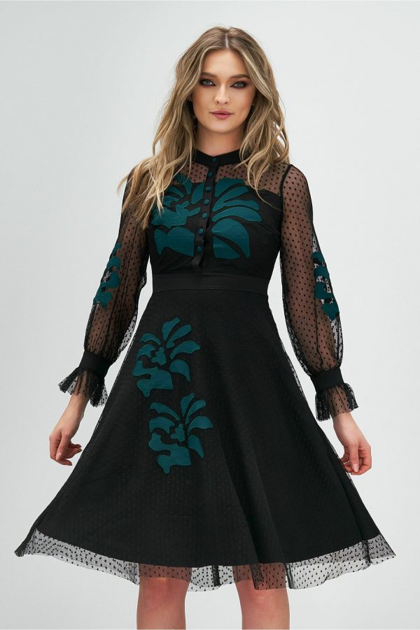 rochie-denisa-neagra-cu-aplicatie-florala-verde-990453-799926-4.jpeg Rochie Denisa neagra cu aplicatie florala verde