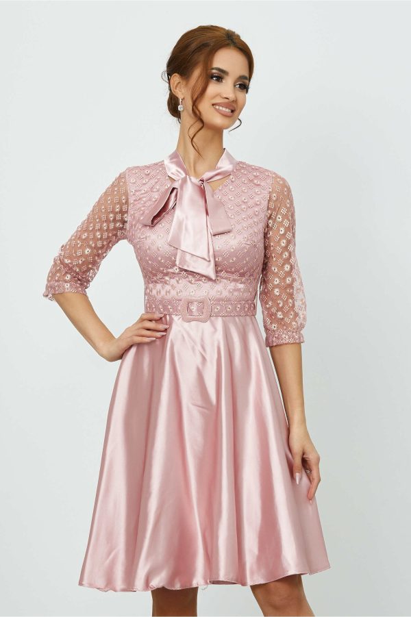 rochie-diana-roz-cu-fundita-la-decolteu-si-fusta-satinata-1001868-809274-4.jpeg Rochie Diana roz cu fundita la decolteu si fusta satinata