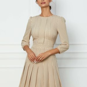 rochie-dyfashion-bej-cu-buline-si-pliuri-1075656-867468-4.jpeg Rochie DyFashion bej cu buline si pliuri