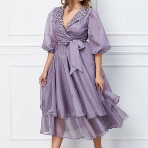 Rochie Iarina lila cu perlute si strasuri la bust