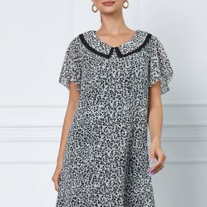 Rochie Karolin alba cu imprimeu animal print negru