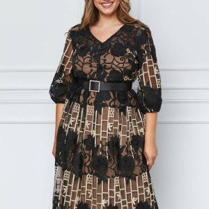 rochie-katie-din-tull-negru-cu-dublura-bej-si-broderie-florala-1072401-864819-4.jpeg Rochie Katie din tull negru cu dublura bej si broderie florala