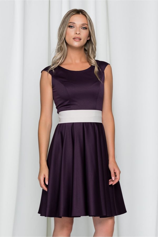 rochie-kimberly-mov-cu-pliuri-mari-pe-fusta-si-decolteu-rotund-909159-716925-4.jpeg Rochie Kimberly mov cu pliuri mari pe fusta si decolteu rotund