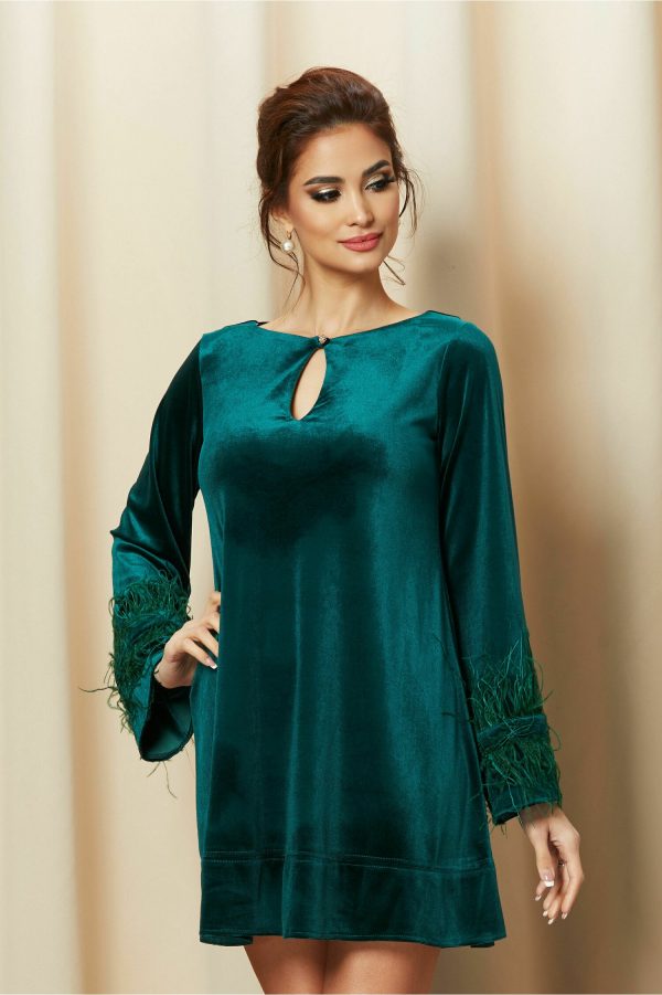 Rochie LaDonna verde cu pene la maneci