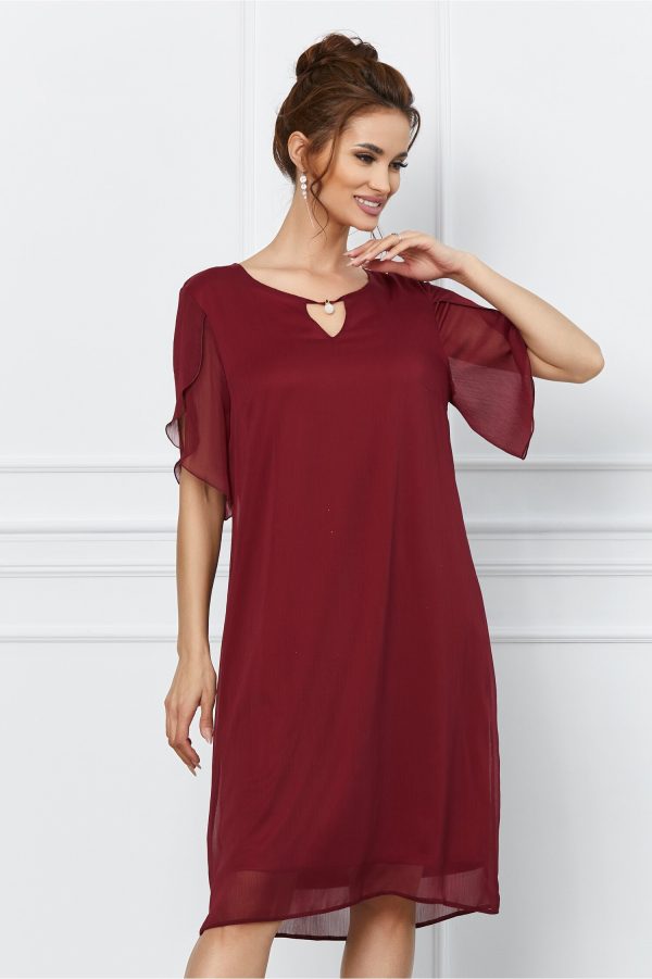 Rochie Liana bordo vaporoasa cu perla la decolteu