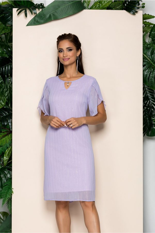 Rochie Liana lila cu insertii argintii si perla la decolteu