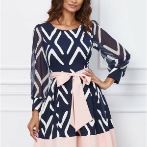 rochie-maria-bleumarin-cu-insertii-roz-1052412-846450-4.jpeg Rochie Maria bleumarin cu insertii roz