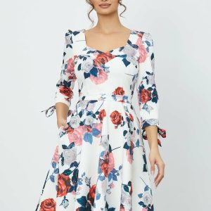 Rochie MBG alba cu imprimeu floral si banda in talie