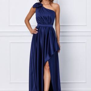 rochie-mbg-bleumarin-din-satin-cu-aplicatie-la-umar-1053330-850437-4.jpeg Rochie MBG bleumarin din satin cu aplicatie la umar
