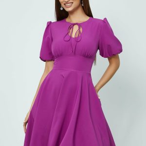 rochie-mbg-magenta-cu-decupaj-la-decolteu-1007709-813174-4.jpeg Rochie MBG magenta cu decupaj la decolteu