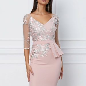 rochie-mbg-roz-cu-broderie-la-bust-si-peplum-in-talie-1064517-858858-4.jpeg Rochie MBG roz cu broderie la bust si peplum in talie