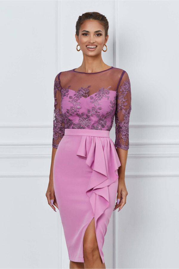 rochie-mbg-roz-cu-dantela-la-bust-si-volan-pe-fusta-1060095-855360-4.jpeg Rochie MBG roz cu dantela la bust si volan pe fusta